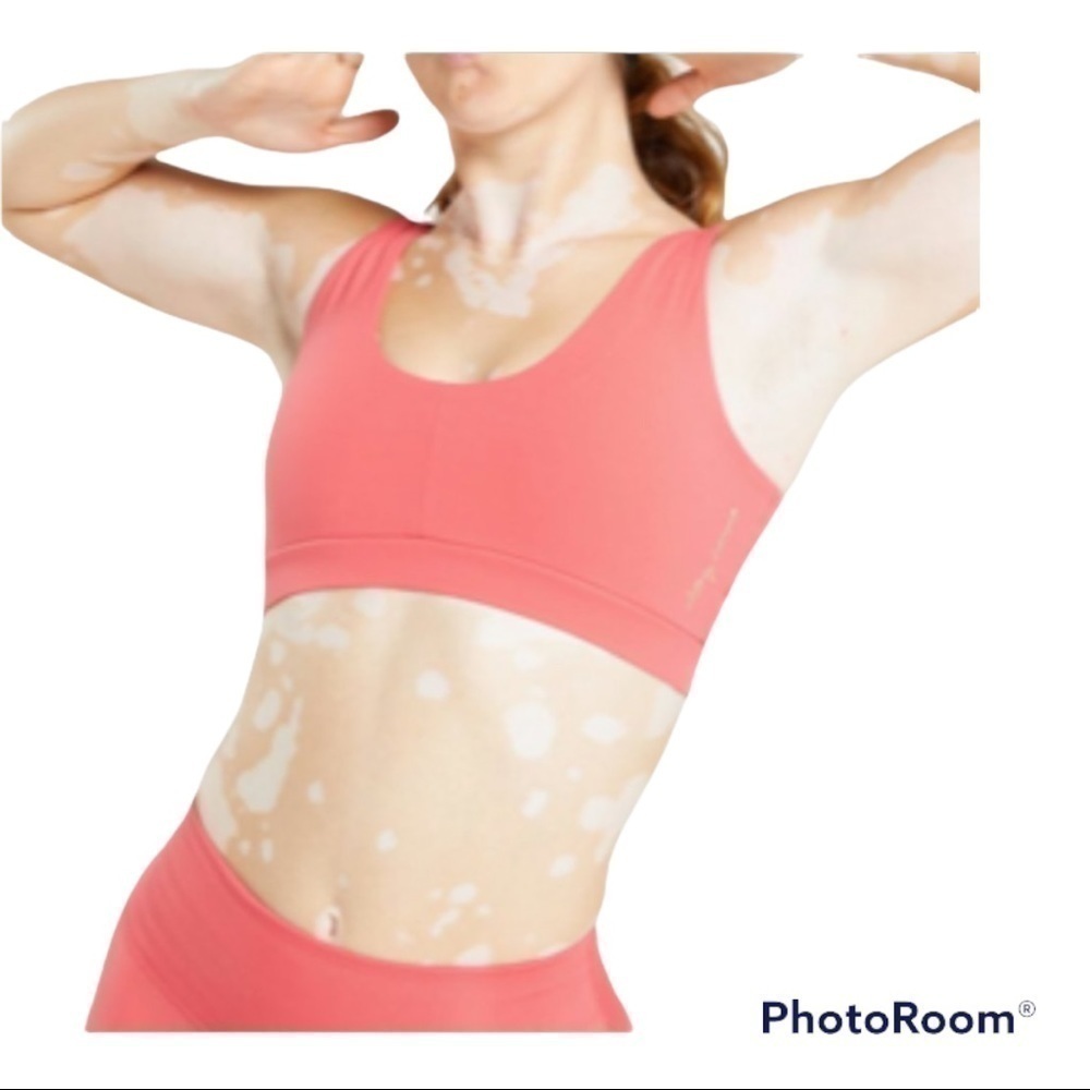 GYMSHARK Whitney cyber red sports bra